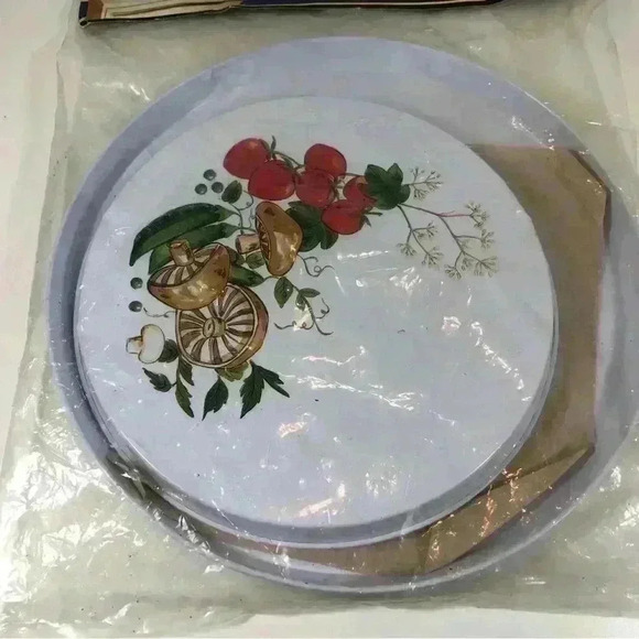 New in  package- set of 4 vintage decorative stove burner covers - Picture 3 of 6